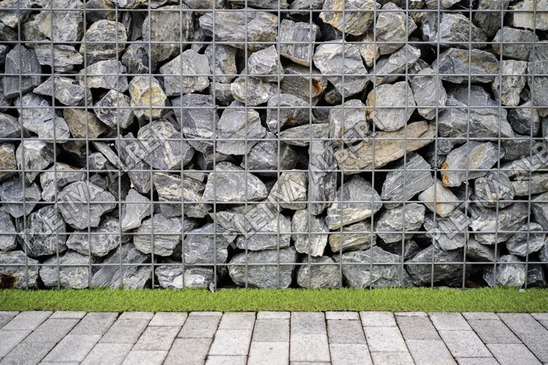 Gabiony blok, oko 100x100 mm, rozmer 300x100 cm